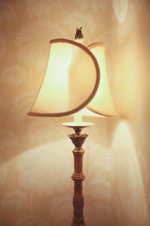 The Stables Townhouse B&B Бирр Экстерьер фото